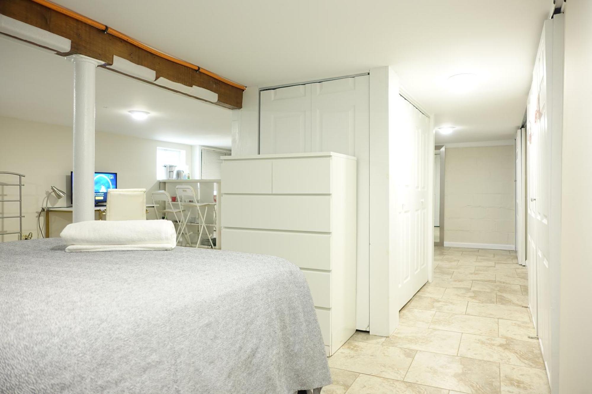 Best Ewr Airport Studio-Hot Tub-Free Parking Hillside Eksteriør billede